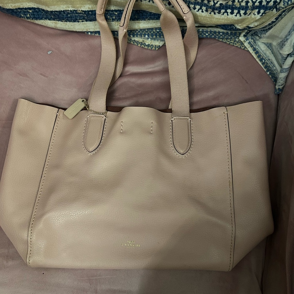 Elegant Pink Leather Tote Bag